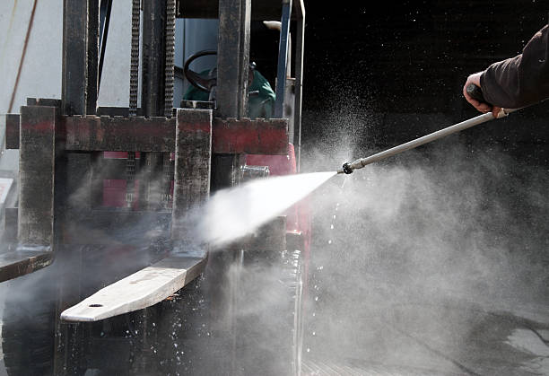 Best Driveway Pressure Washing  in Oak View, CA